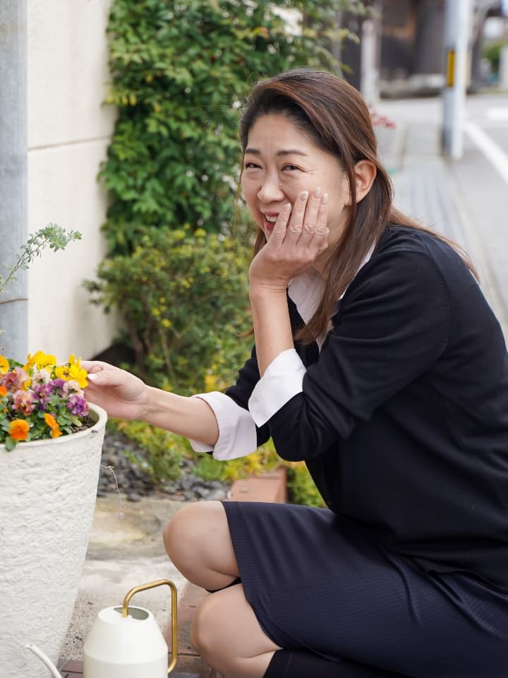 川村　朝子